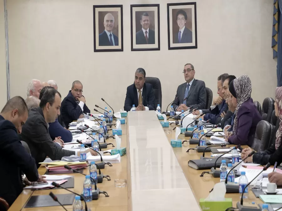 مدار الساعة,أخبار خفيفة ومنوعة,وزير العدل,مجلس النواب