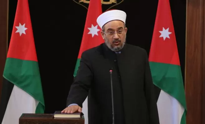 مدار الساعة,أخبار الأردن,اخبار الاردن,وزير الأوقاف والشؤون والمقدسات الإسلامية,صندوق الزكاة,المؤسسة الاستهلاكية المدنية,الاستهلاكية المدنية