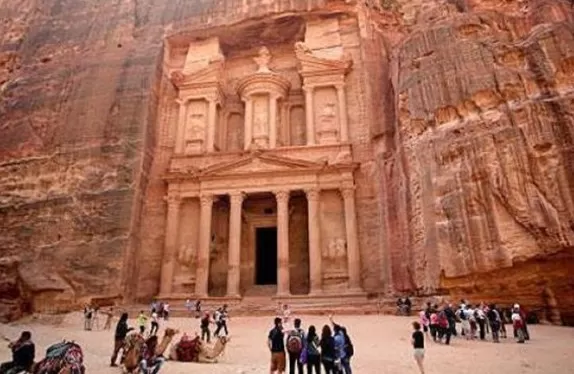 مدار الساعة,أخبار اقتصادية,وزيرة السياحة والآثار,لينا عناب