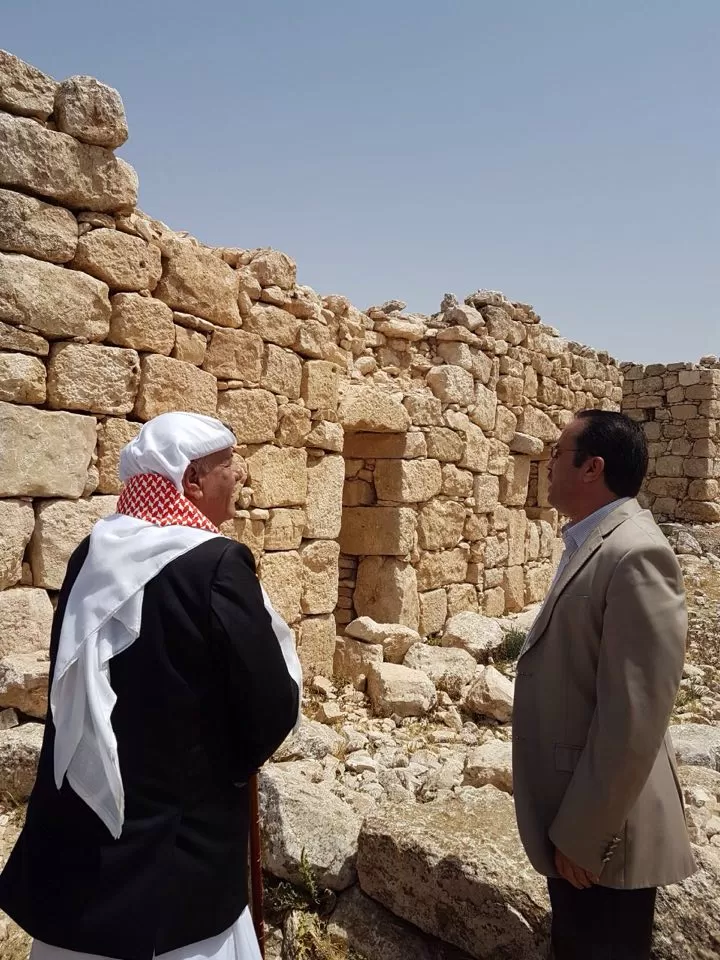 مدار الساعة,مقالات