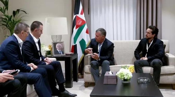 مدار الساعة,أخبار الأردن,اخبار الاردن,وزير الدفاع,الملك عبدالله الثاني,الحسين بن عبدالله الثاني,ولي العهد,الديوان الملكي