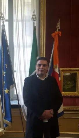 مدار الساعة,مقالات