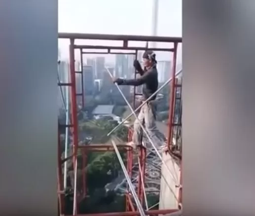 مدار الساعة,Video,فيديو,أخبار خفيفة ومنوعة,مواقع التواصل الاجتماعي