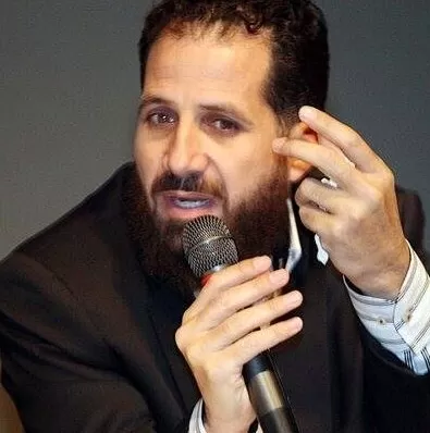 مدار الساعة,مقالات