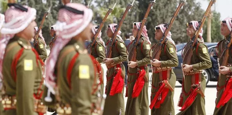 مدار الساعة,مقالات