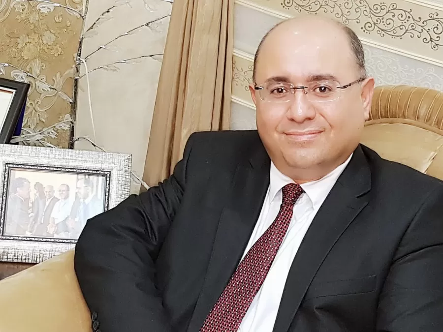 مدار الساعة,مقالات