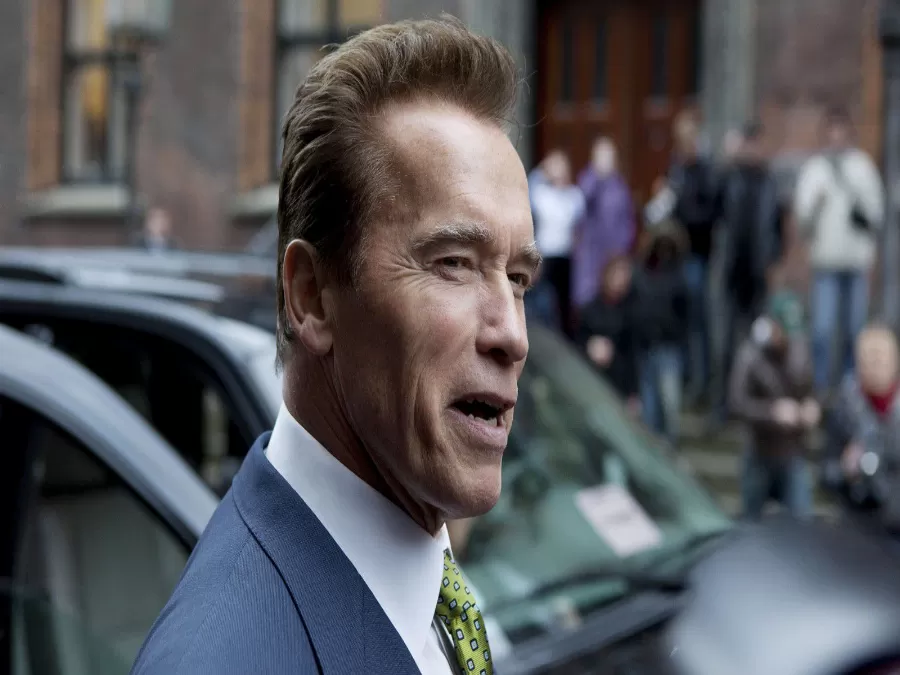 مدار الساعة,أخبار خفيفة ومنوعة