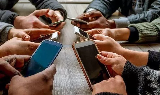 مدار الساعة,أخبار خفيفة ومنوعة