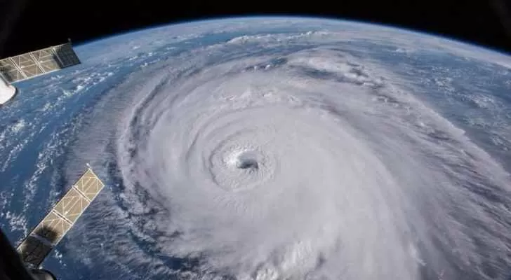 مدار الساعة,أخبار خفيفة ومنوعة