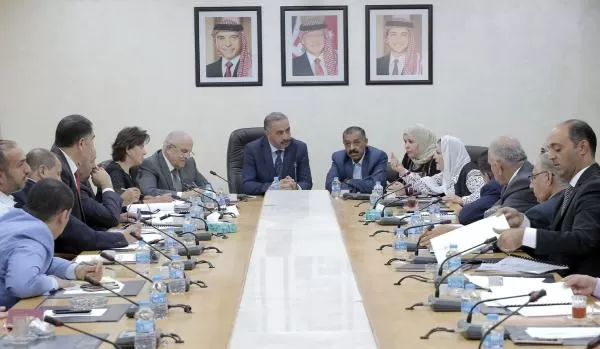 مدار الساعة,أخبار مجلس النواب الأردني,نائب رئيس الوزراء,لينا عناب,رئيس الوزراء,هيئة تنشيط السياحة,وزارة السياحة