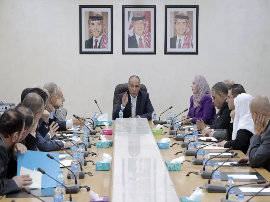 مدار الساعة,أخبار مجلس النواب الأردني,عبد المنعم العودات,الملك عبد الله الثاني,مجلس النواب