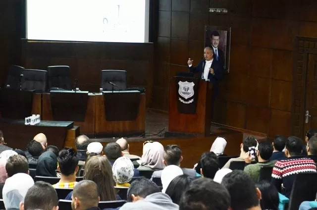 مدار الساعة,أخبار الأسرة