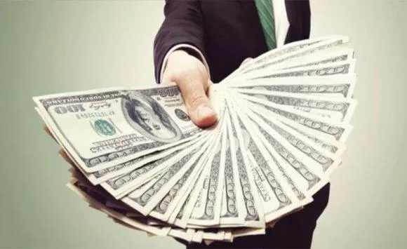 مدار الساعة,أخبار خفيفة ومنوعة