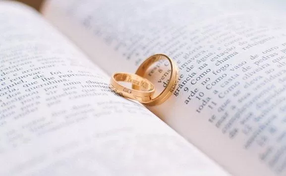 مدار الساعة,أخبار خفيفة ومنوعة,مواقع التواصل الاجتماعي