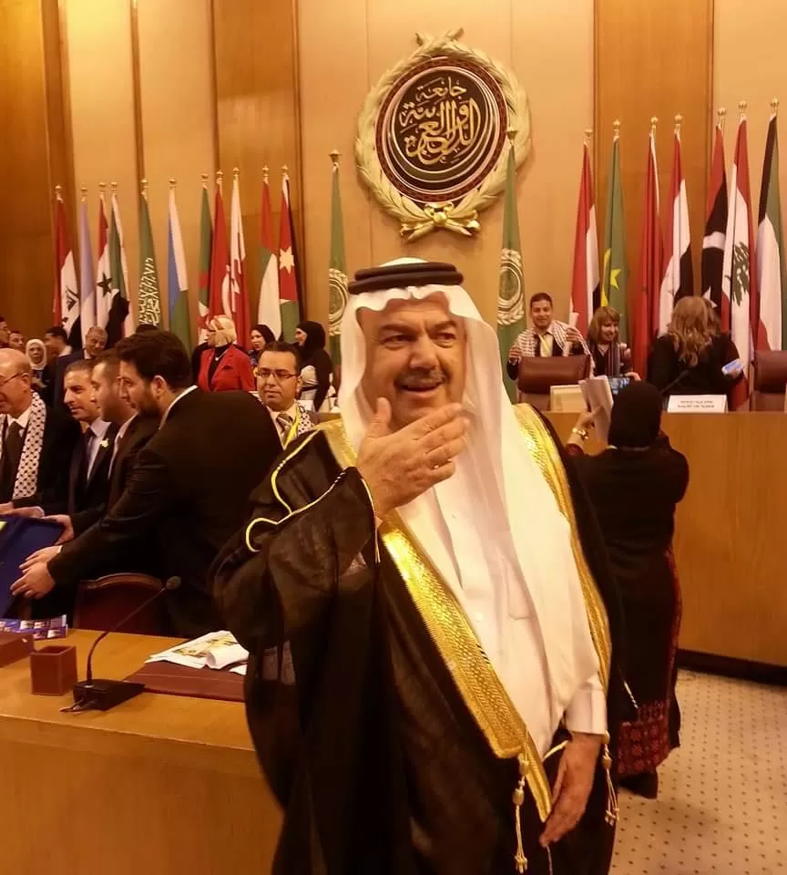 مدار الساعة,مقالات