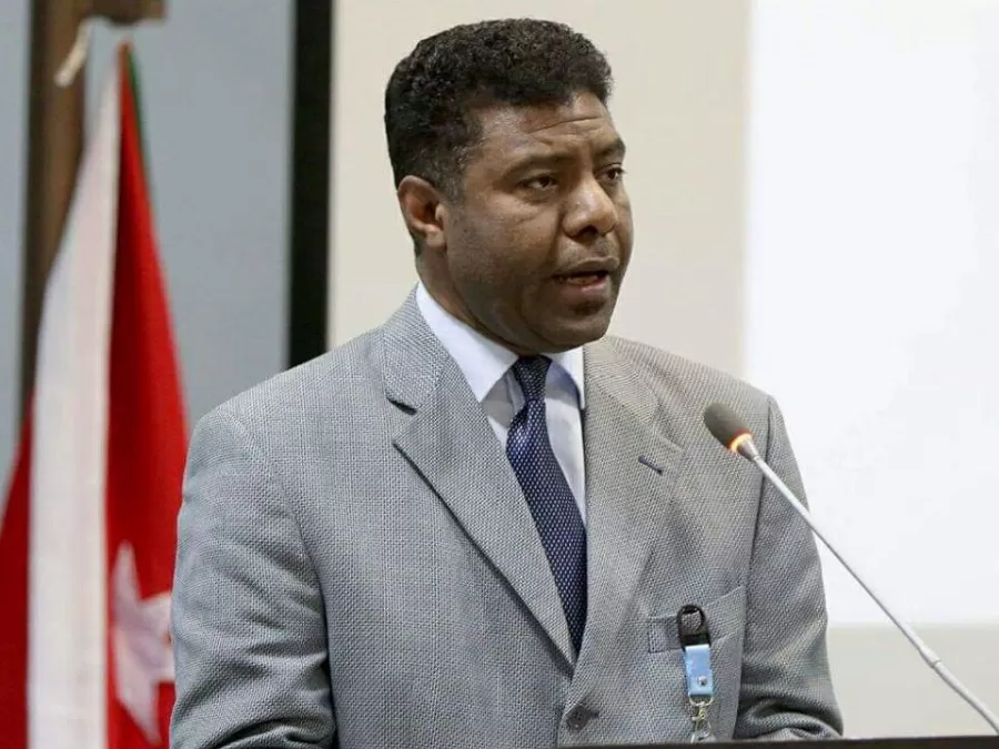 مدار الساعة,مقالات