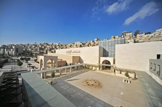مدار الساعة,أخبار السياحة في الأردن,وزارة الأشغال العامة والإسكان,وزارة السياحة والآثار,دائرة الآثار العامة,الجمعية العلمية الملكية,أمانة عمان الكبرى,وزارة الأشغال,وزارة السياحة,هيئة تنشيط السياحة,مواقع التواصل الاجتماعي