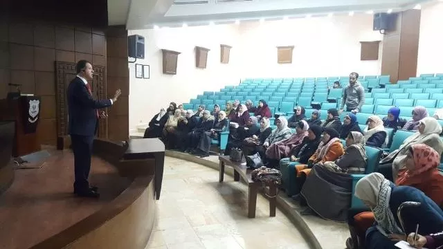 مدار الساعة,أخبار الجامعات الأردنية,وسائل التواصل الاجتماعي