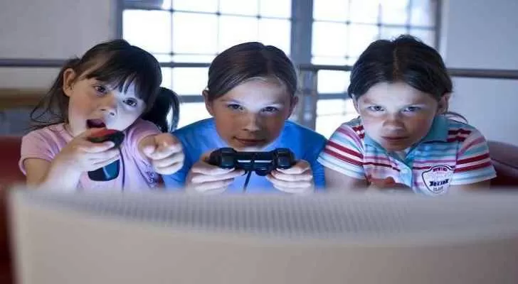 مدار الساعة,أخبار خفيفة ومنوعة