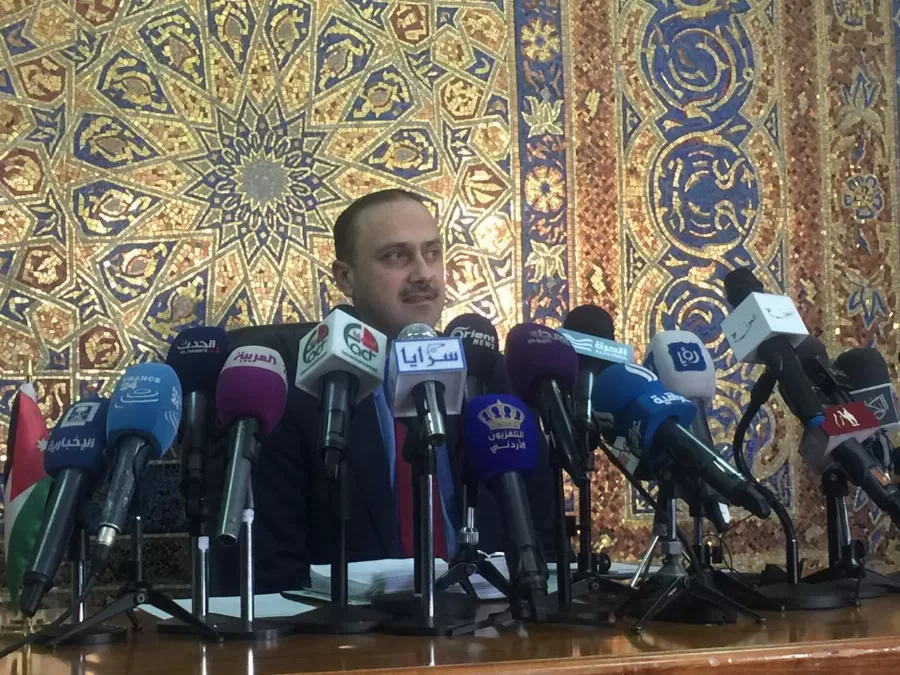 مدار الساعة,أخبار الأردن,اخبار الاردن,محمد المومني,رئيس الوزراء,رئاسة الوزراء,وزارة الداخلية,سلطة وادي الأردن,وزارة التربية والتعليم,وزارة التعليم العالي,وادي الأردن