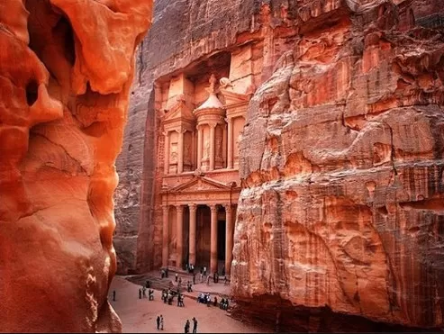 مدار الساعة,أخبار السياحة في الأردن,البنك المركزي