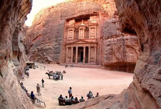 مدار الساعة,أخبار السياحة في الأردن,وزيرة السياحة والآثار