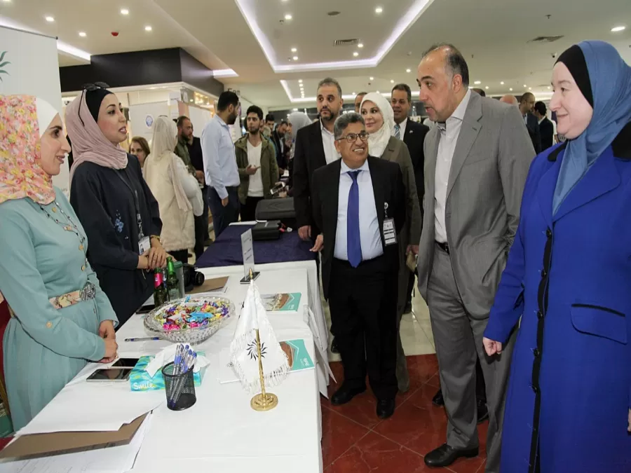 مدار الساعة,أخبار الجامعات الأردنية,وزارة العمل,جامعة العلوم التطبيقية