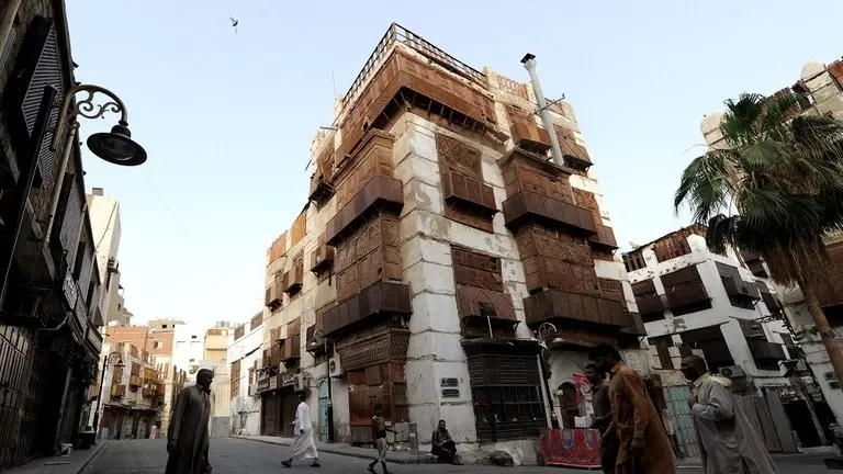 مدار الساعة,أخبار خفيفة ومنوعة