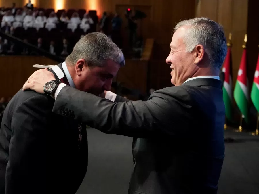 مدار الساعة,مقالات