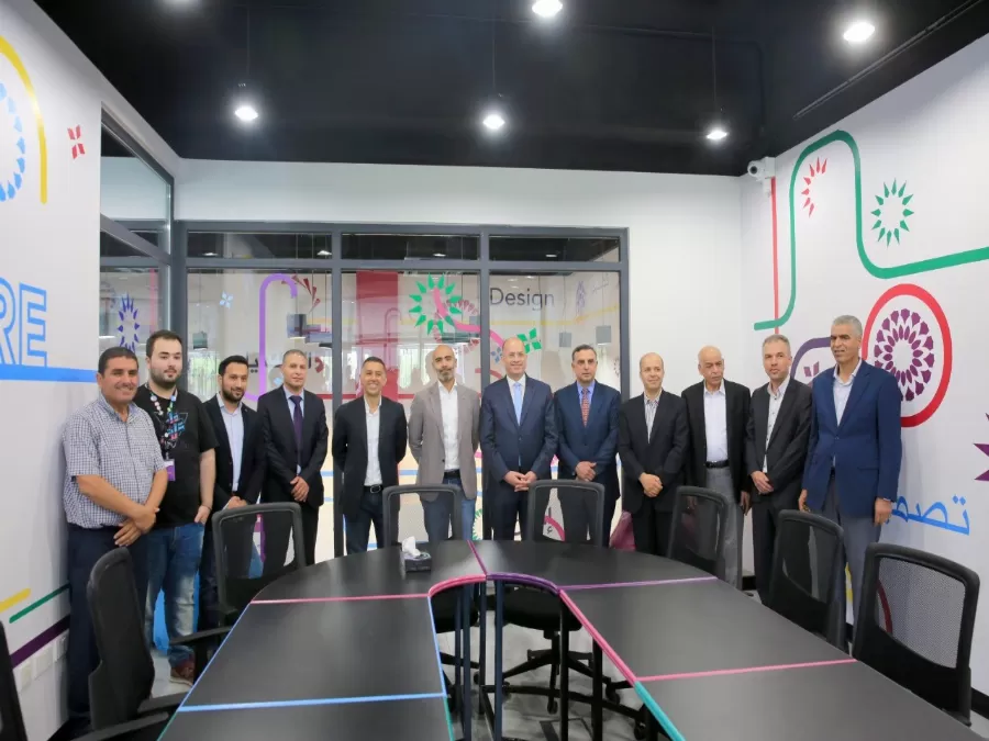 مدار الساعة,أخبار المجتمع الأردني,الحسين بن علي,الملك عبدالله الثاني,الملكة رانيا العبدالله,الملك عبدالله الثاني بن الحسين,الحسن بن طلال,الأمير علي بن الحسين,جامعة مؤتة,الجامعة الأردنية,جامعة اليرموك,الجامعة الهاشمية,جامعة البلقاء التطبيقية,شركة زين الأردن,مجمع الملك الحسين للأعمال