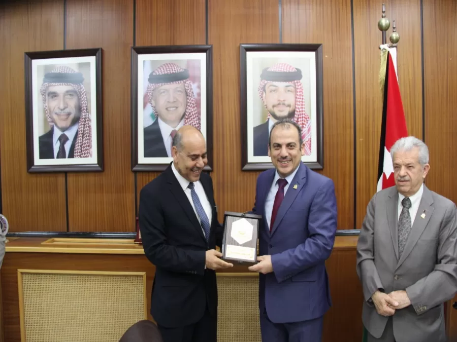 مدار الساعة,مناسبات أردنية,المركز الوطني للبحوث الزراعية,جامعة اليرموك