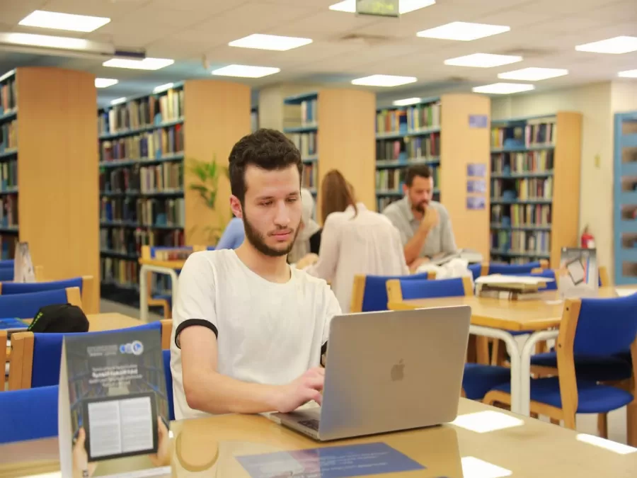 مدار الساعة,أخبار ثقافية,البنك العربي,مؤسسة عبد الحميد شومان