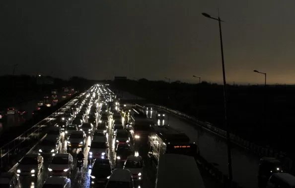 مدار الساعة,أخبار اقتصادية,رئيس الوزراء,سلطة المياه,هيئة تنظيم الطاقة,وزارة الطاقة