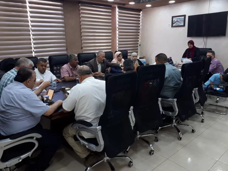 مدار الساعة,أخبار الأسرة