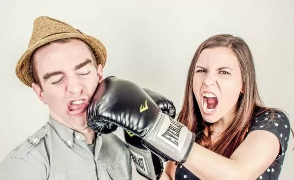 مدار الساعة,أخبار خفيفة ومنوعة